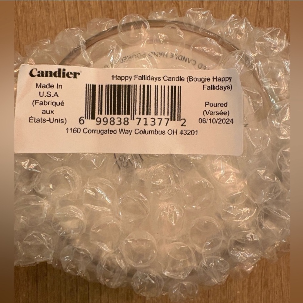 Candier Seasonal Happy Falladays Candle All Natural Soy Fall Candle BRAND NEW - Picture 9 of 9